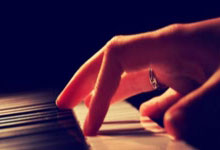 浓眉40+16詹姆斯18+8+8 湖人终结灰熊4连胜.